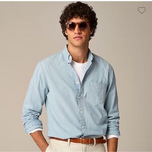 J. Crew Jeans Slim Fit Light Blue Casual Button-Down Shirt